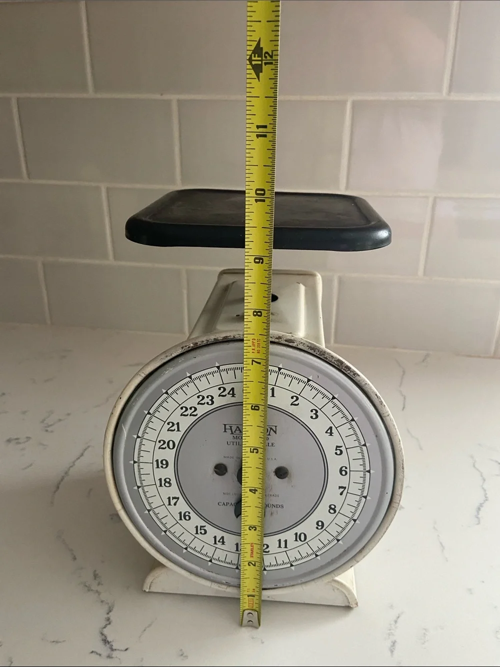 Vintage Hanson Model 2000 Utility Scale 25 lb Kitchen Produce Farm Scale